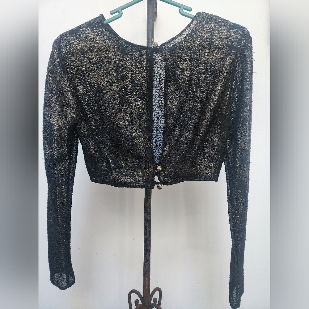 crop top - Picture 5 of 6